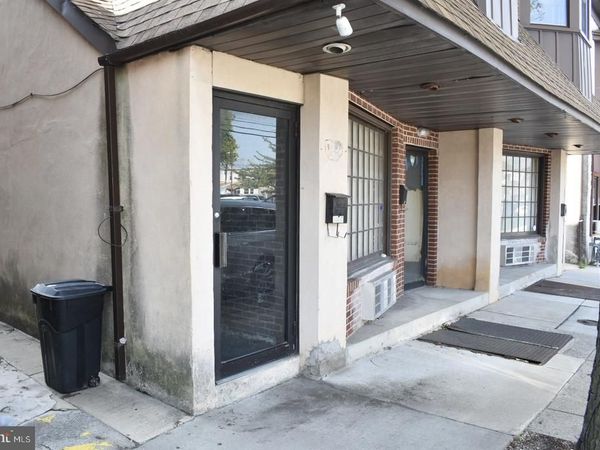 13 W 10TH STREET, Unit B, MARCUS HOOK, PA 19061