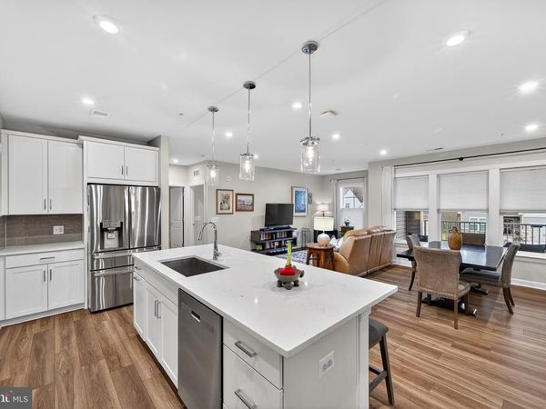 21630 HAWKSBILL HIGH CIRCLE, Unit 204, STERLING, VA 20164