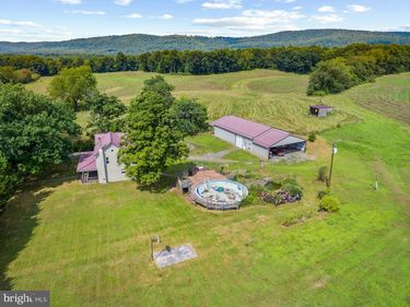 3985 FAIRVIEW ROAD, WARFORDSBURG, PA 17267
