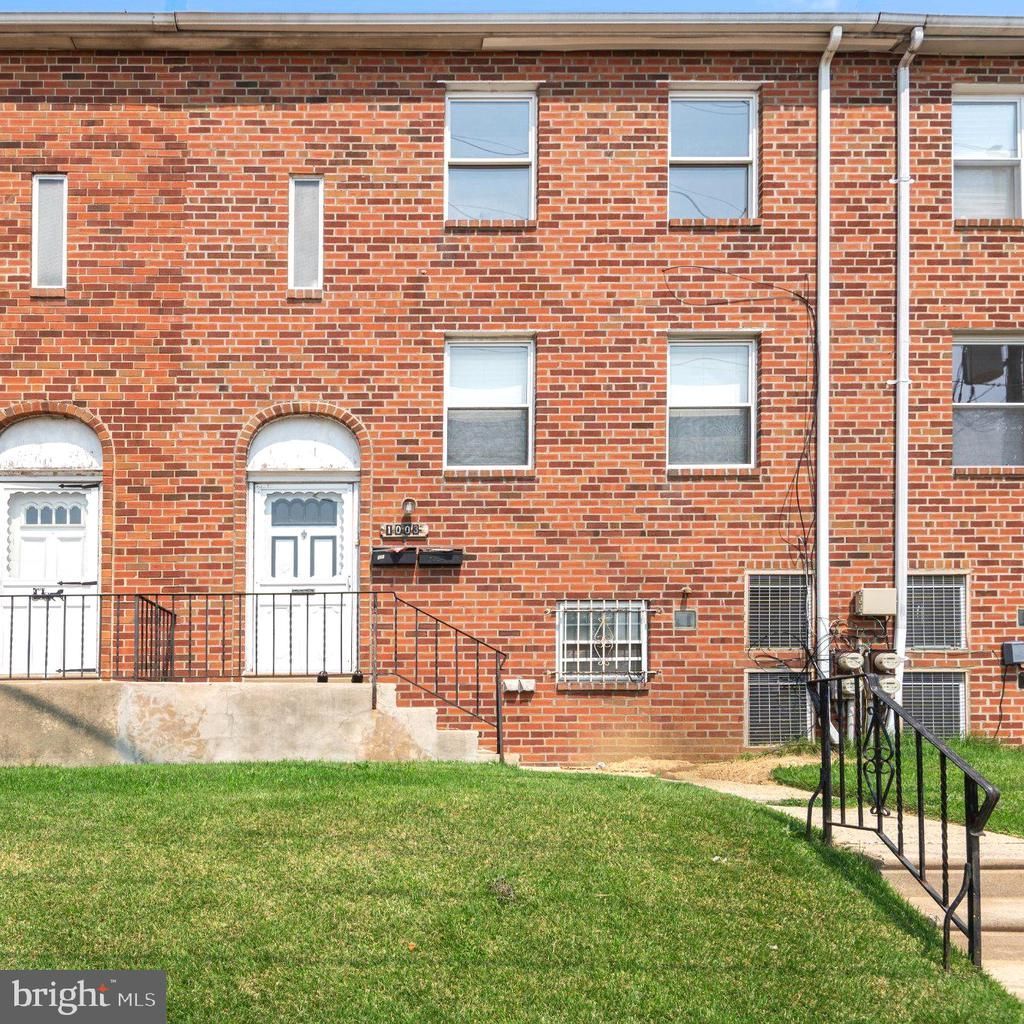 1003 Red Lion Road, Philadelphia, PA 19115 Main Photo