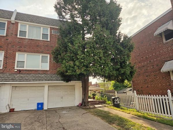 210 LOCKART LANE, PHILADELPHIA, PA 19116