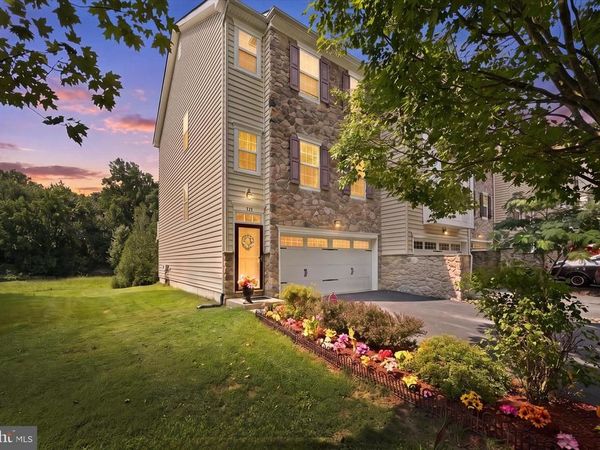 325 LATROBE DRIVE, NEWARK, DE 19702