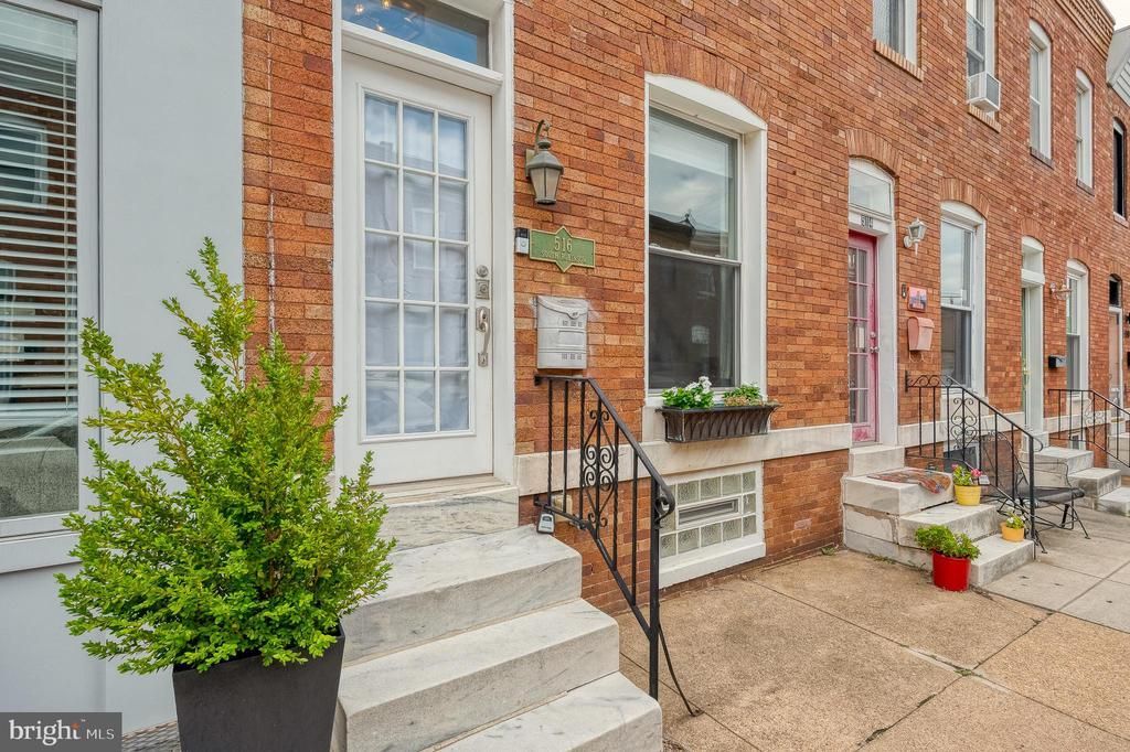 516 S Robinson Street, Baltimore, MD 21224 Main Photo