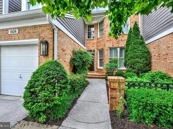 1826 COURTYARD CIRCLE, Unit 1826, BALTIMORE, MD 21208