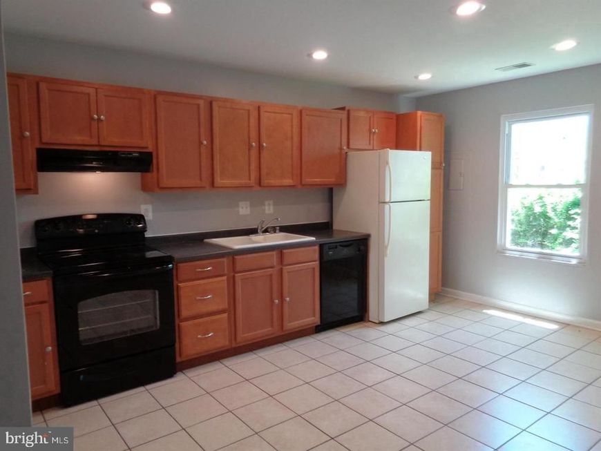 612 Kittendale Circle, Middle River, MD 21220 Main Photo