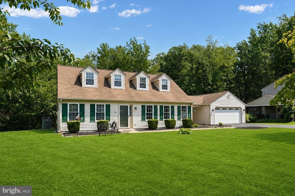 8929 LOCUST STREET, WALDORF, MD 20603