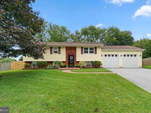 5902 LAWRENCE DRIVE, SYKESVILLE, MD 21784