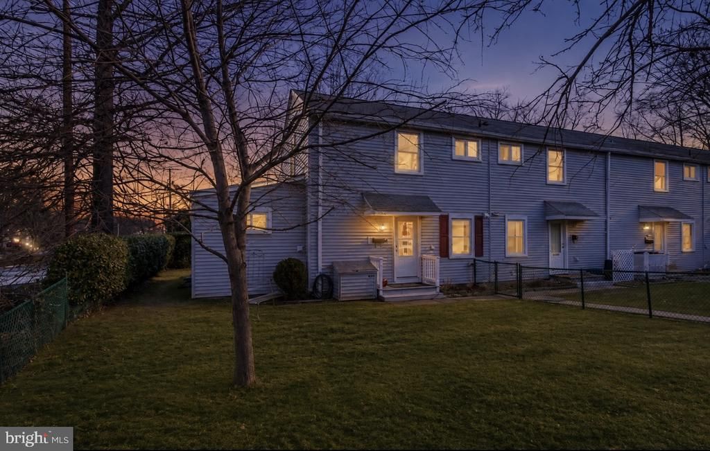 9 A SOUTHWAY SOUTHWAY, GREENBELT, MD 20770
