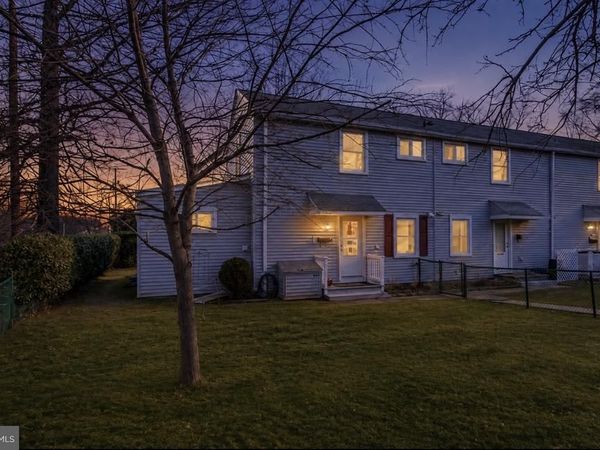 9 A SOUTHWAY SOUTHWAY, GREENBELT, MD 20770