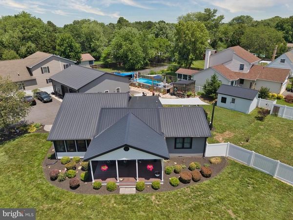2702 HARRINGTON ROAD, CHESTER, MD 21619