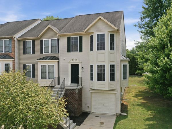 901 MERCER DRIVE, HAGERSTOWN, MD 21742