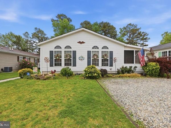 24 SYCAMORE LANE, MAYS LANDING, NJ 08330