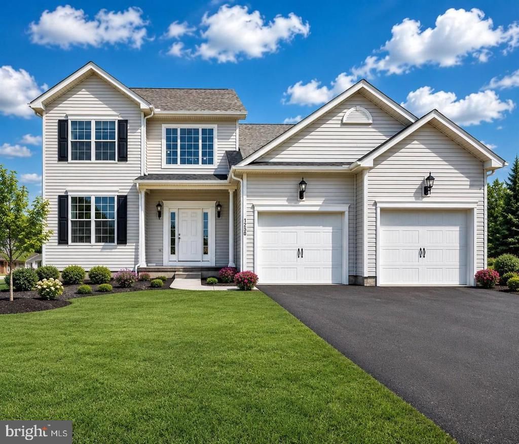 48 Antietam Run, Unit 91, Hanover, PA 17331 Main Photo