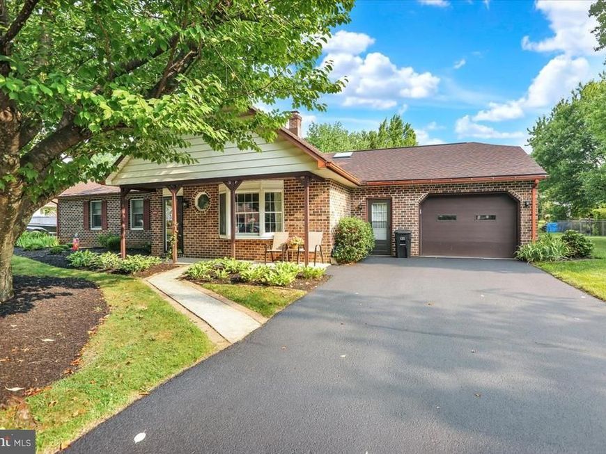 58 Downing Drive, Wyomissing, PA 19610 Main Photo
