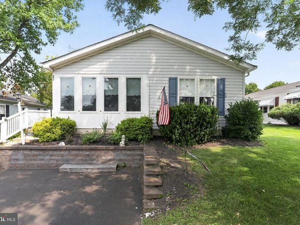 495 GOLDENROD CROSSING W, BUCKINGHAM, PA 18912