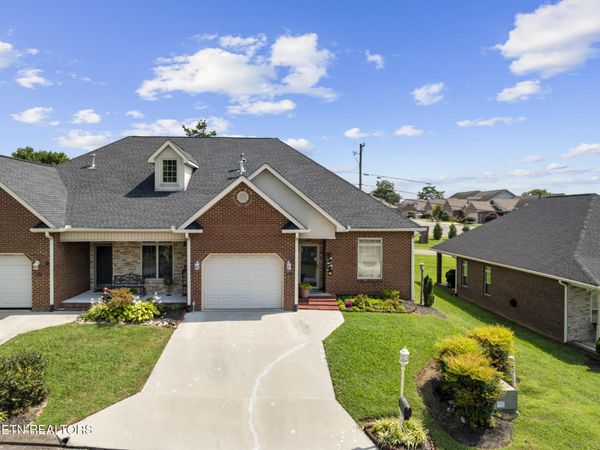 7508 School View Way, Knoxville, TN 37938