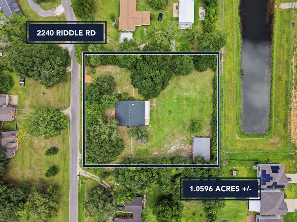 2240 Riddle Road, Cantonment, FL 32533