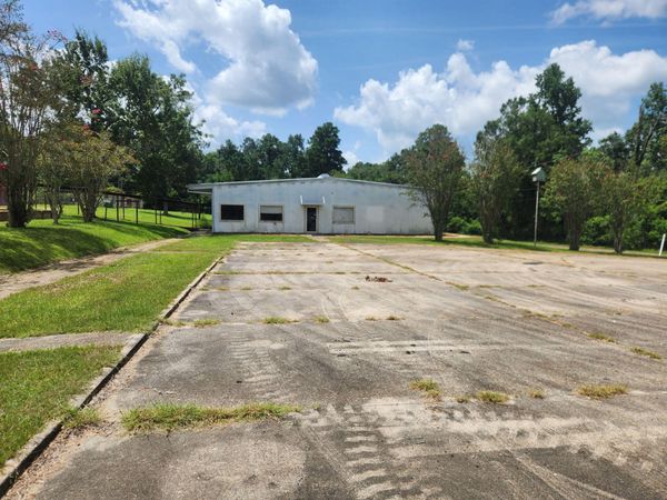 453 Nolan Trce , Leesville, LA 71446