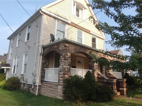 2505 Elyria Avenue , Lorain, OH 44055