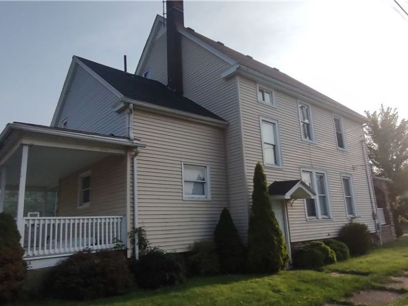 2505 Elyria Avenue, Lorain, OH 44055 Photo 5
