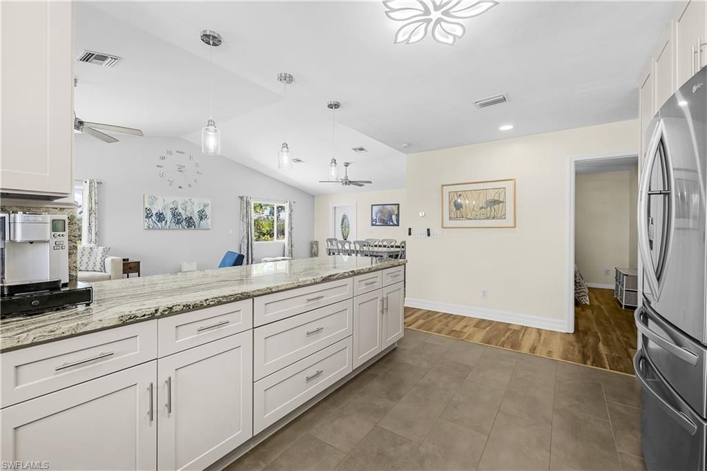 8500 Redwood Dr, Saint James City, FL 33956 Photo
