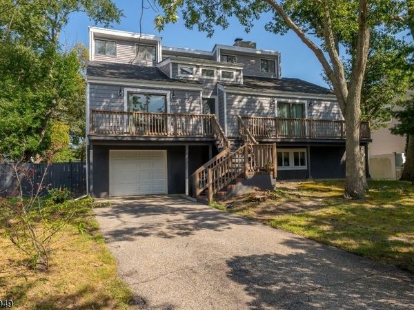 130 Mello Ln, Toms Rivership, NJ 08753