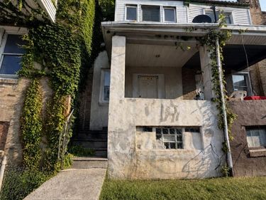 185 W RUSCOMB STREET, PHILADELPHIA, PA 19120
