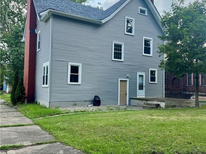 248 Lora Avenue, Youngstown, OH 44504 Photo 4