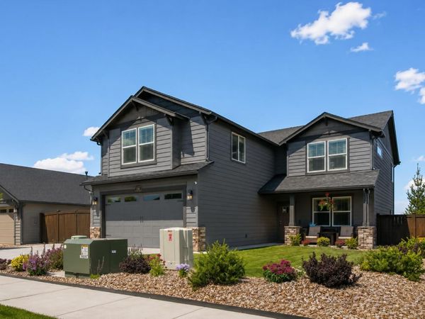 1806 NE Coby Way, Bend, OR 97701