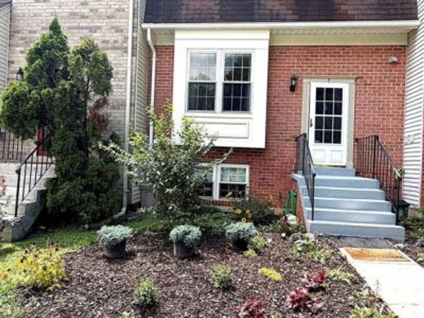 7 Narrowleaf Court, Gaithersburg, MD 20878 Main Photo