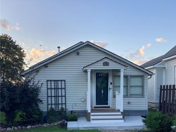 8876 Maple Drive, Cicero, NY 13039