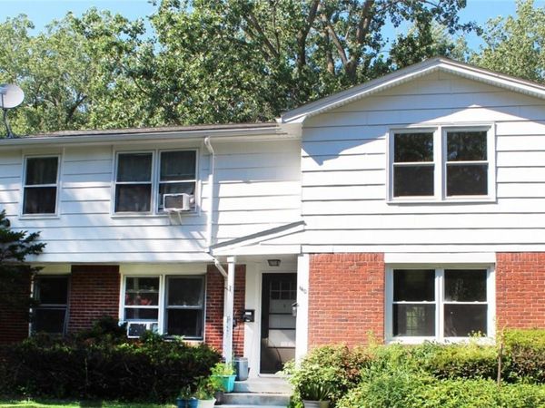 140 Ayrault Drive , Unit Right, Amherst, NY 14228