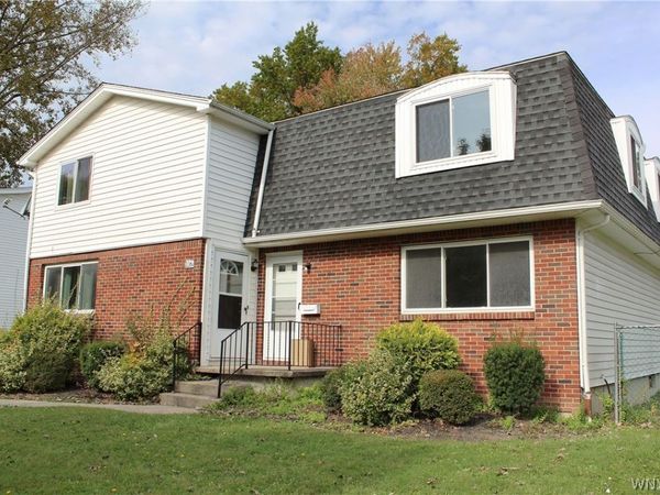 116 Berehaven Drive , Unit Left, Amherst, NY 14228