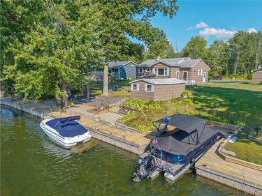 9741 Ethel Road, Brewerton, NY 13029