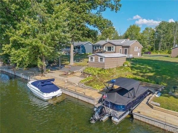 9741 Ethel Road, Brewerton, NY 13029