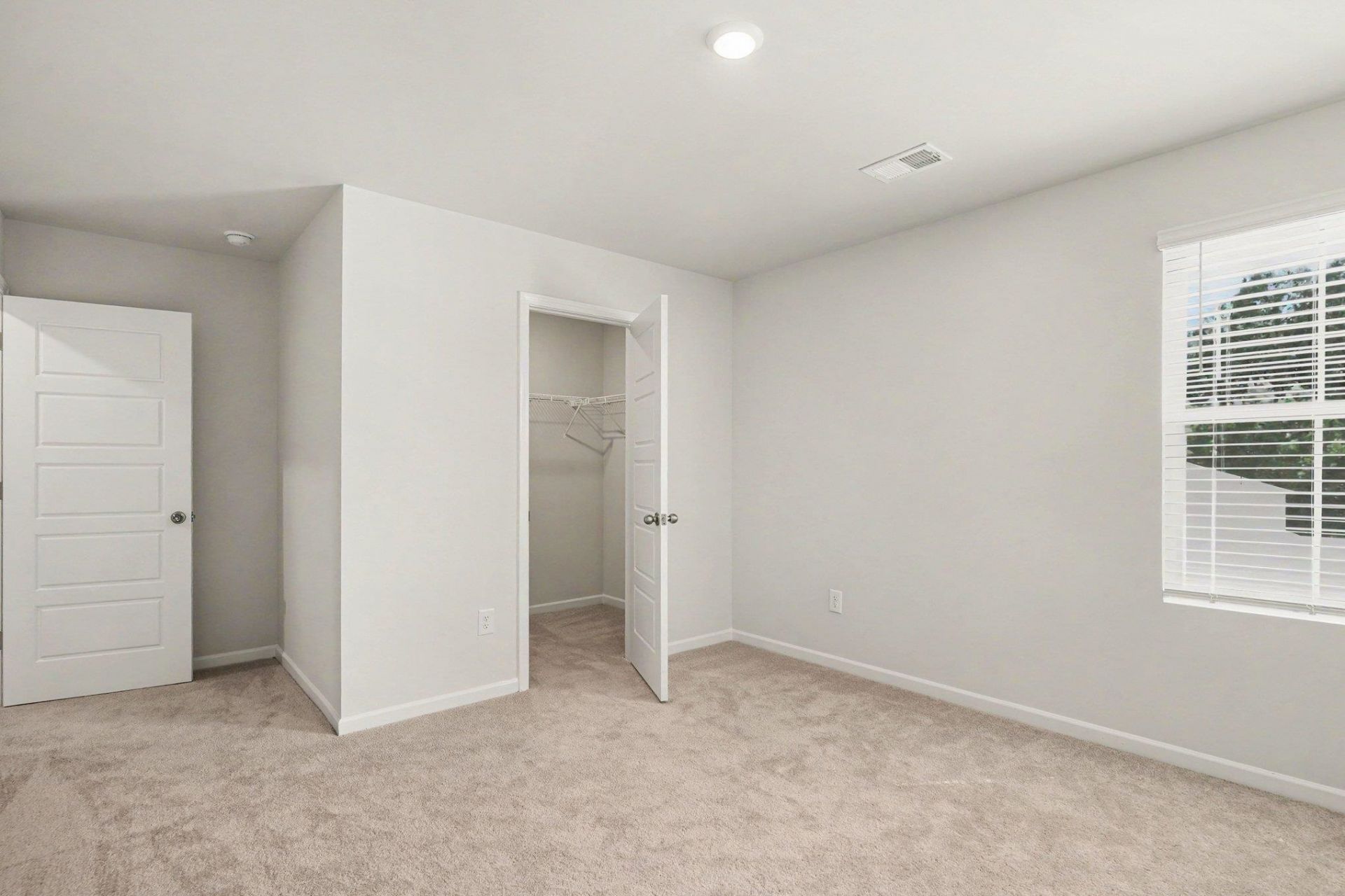 1120 Tibetan St. Photo 20