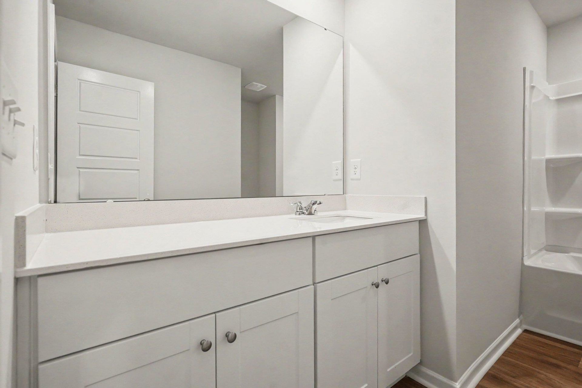 1120 Tibetan St. Photo 21