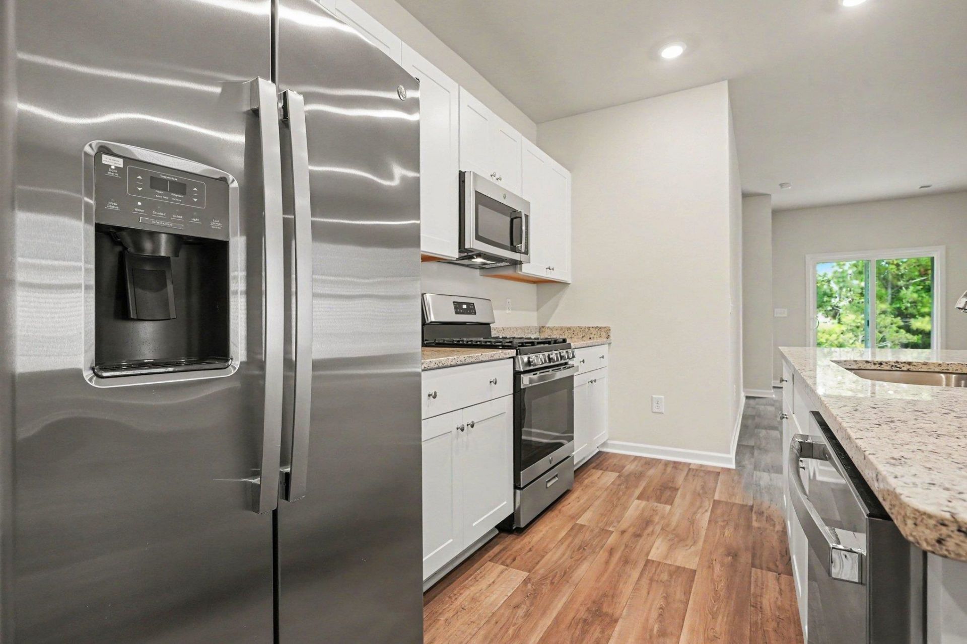 1120 Tibetan St. Photo 7