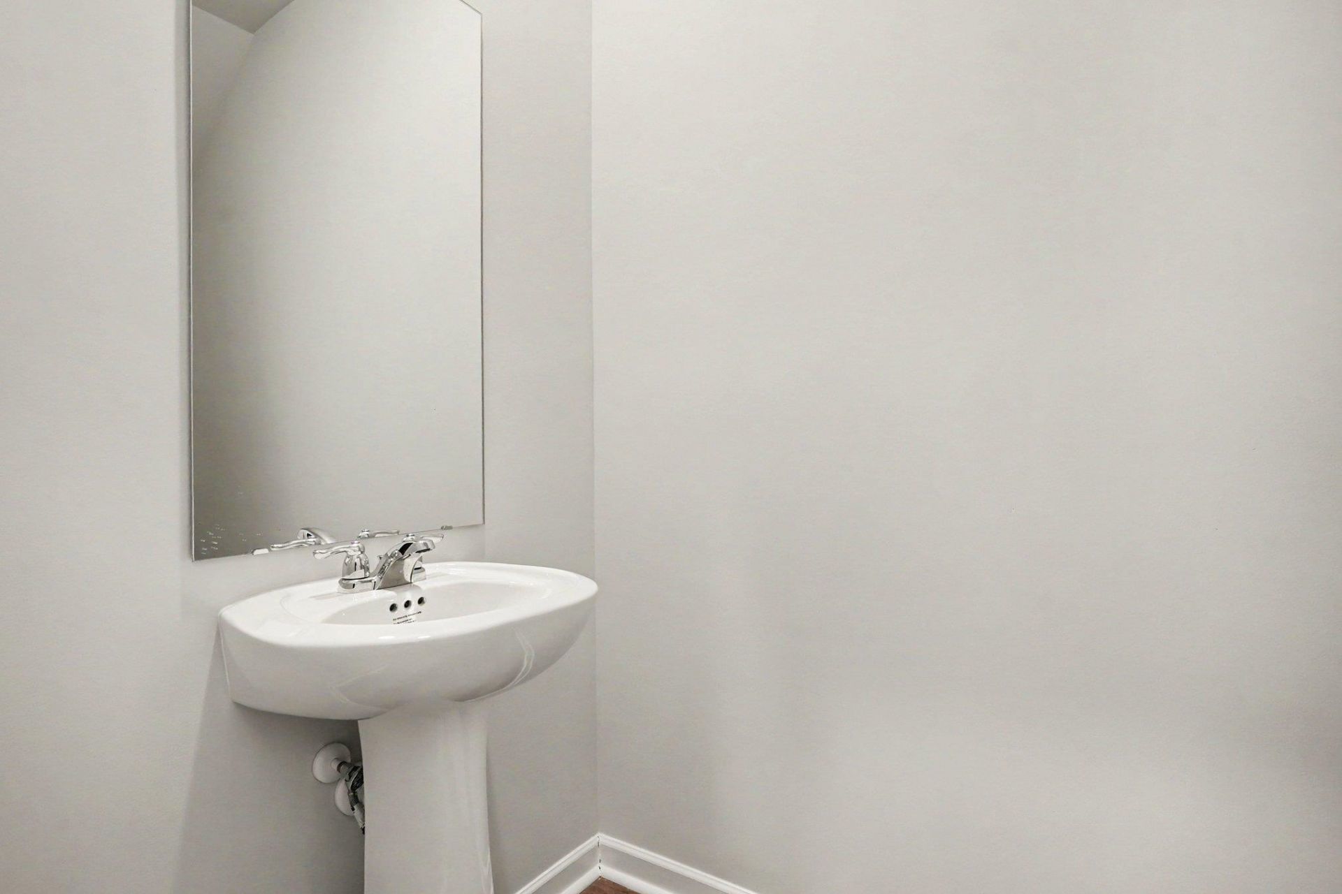 1120 Tibetan St. Photo 9
