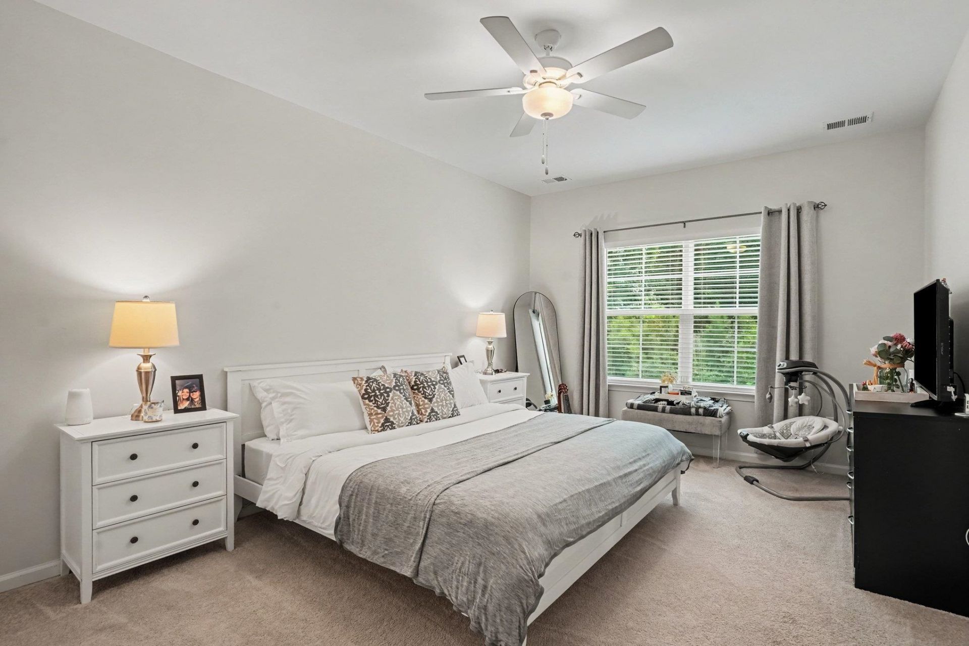984 Agostino Dr. Photo 14