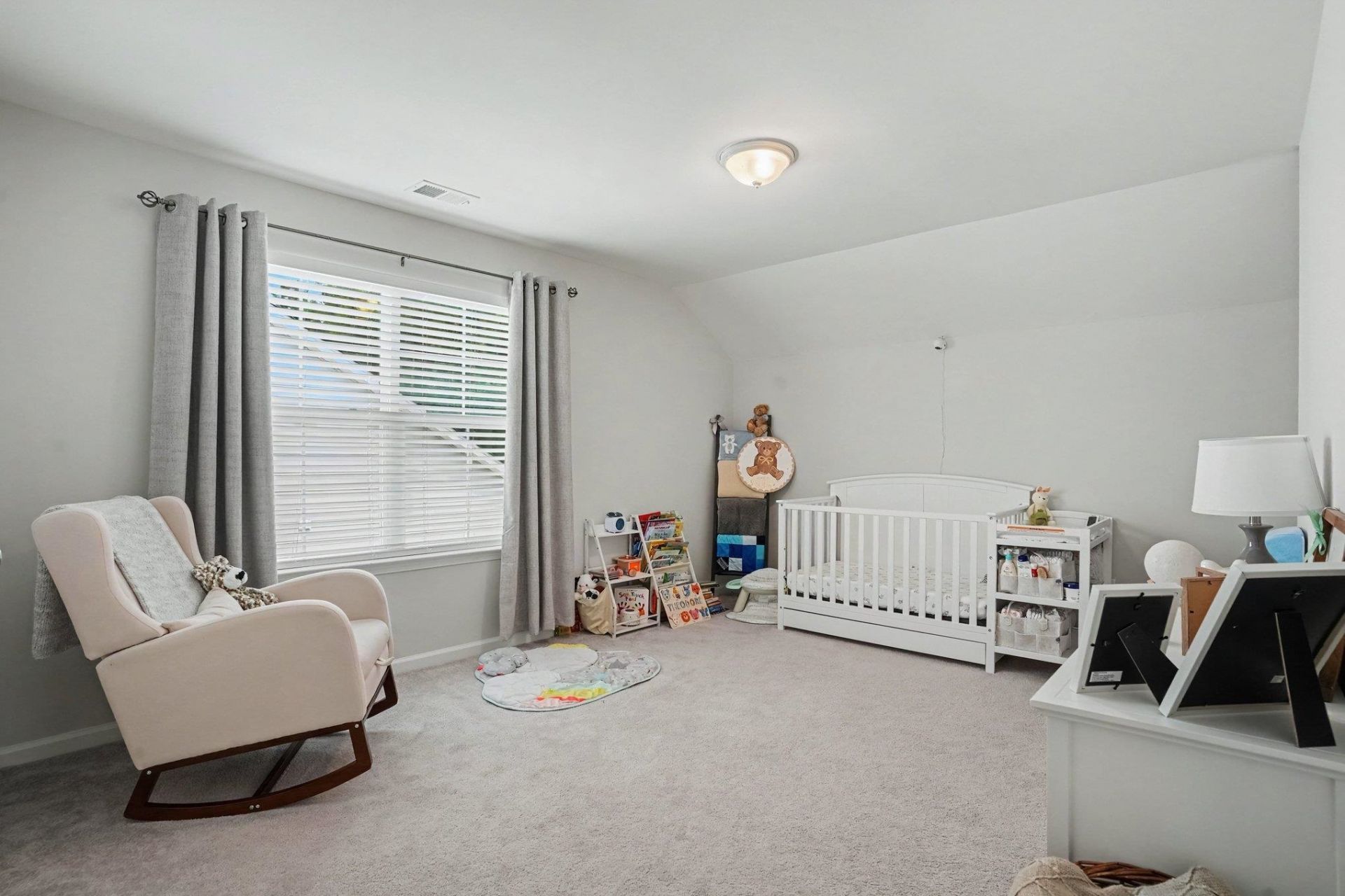 984 Agostino Dr. Photo 23