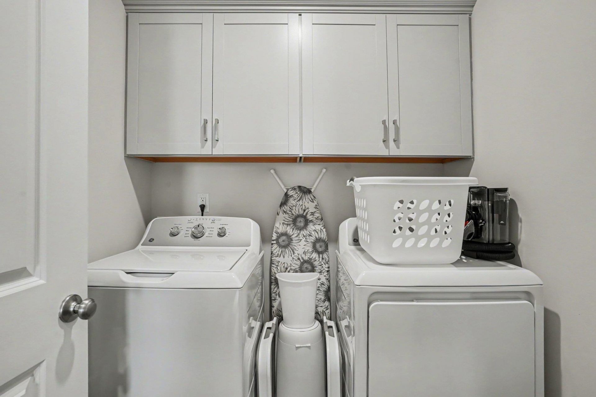 984 Agostino Dr. Photo 26