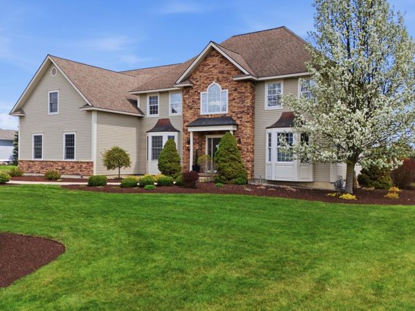 22 Grandview Drive, Queensbury, NY 12804