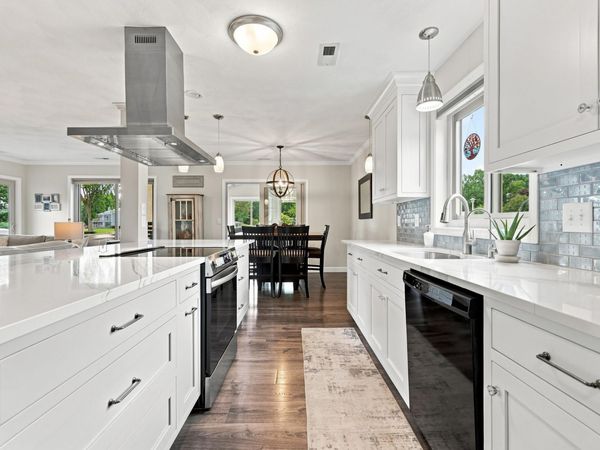 130 W 590 S, Wolcottville, IN 46795