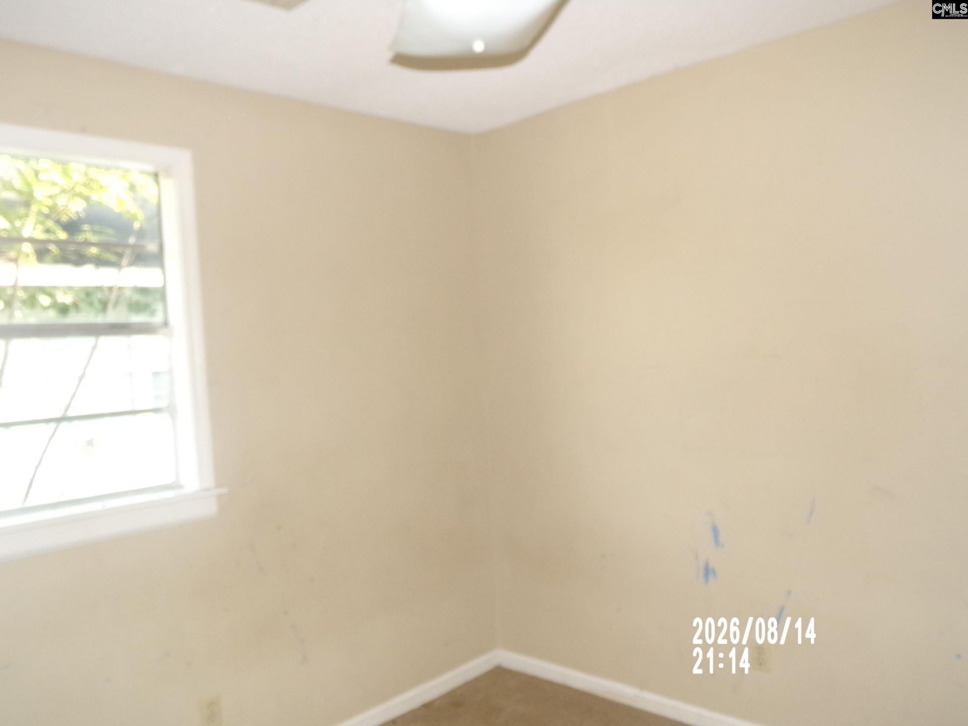 320 Bull Street Photo 14