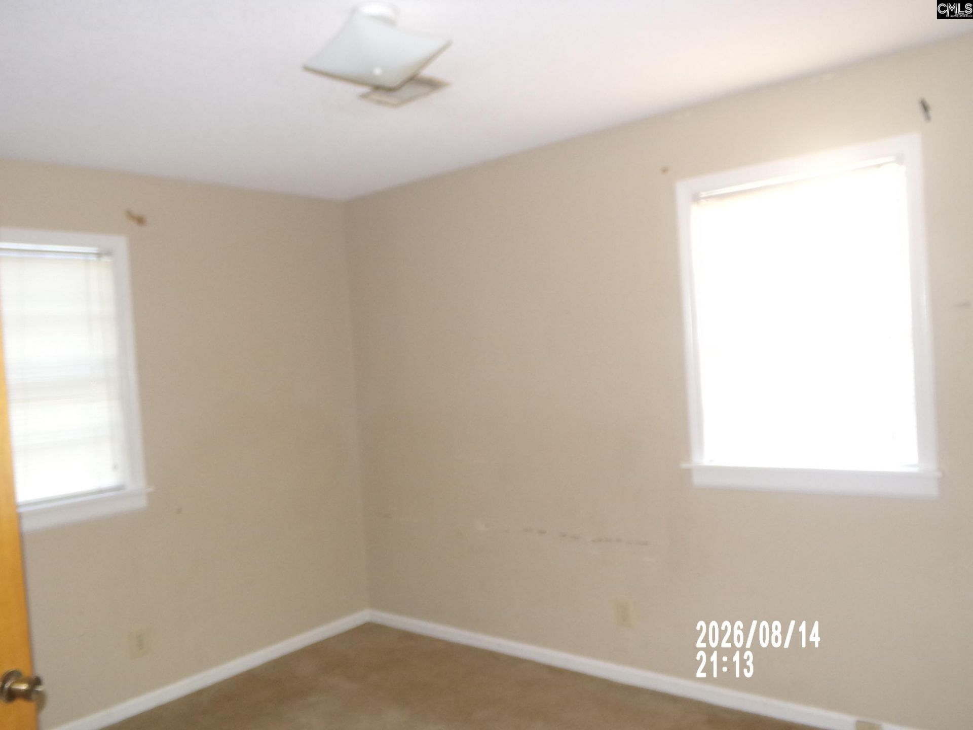 320 Bull Street Photo 15