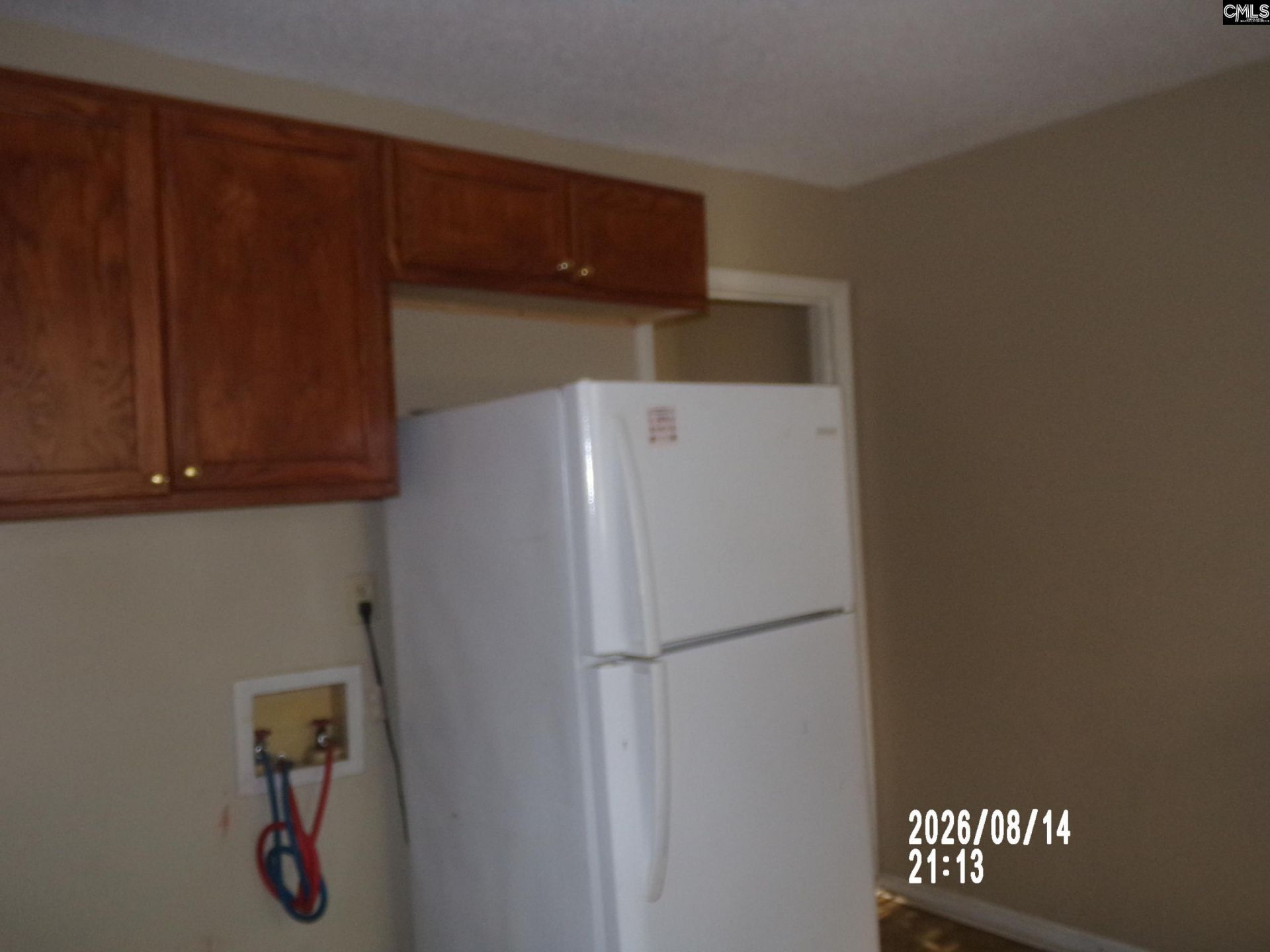 320 Bull Street Photo 9