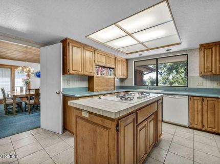 1640 Manzanita Lane, Reno, NV 89509 Photo