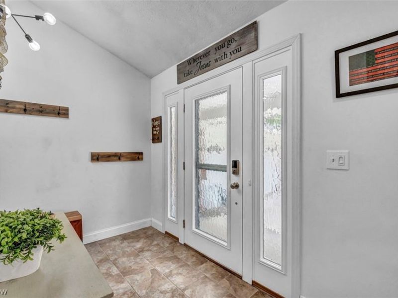9128 Idlewood Drive, Mentor, OH 44060 Photo 9