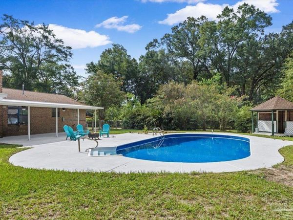 4301 Pace Ln, Milton, FL 32571